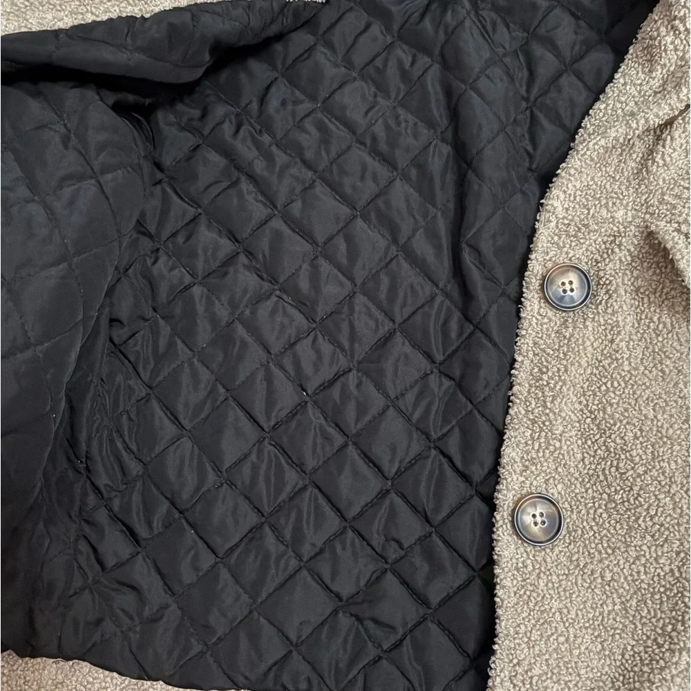 NastyGal Cozy Cream Teddy Jacket for Women - Picture 4 of 7